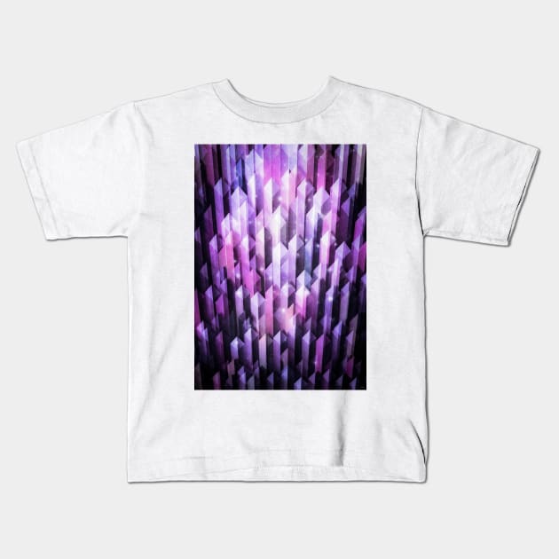 AMETHYST ASCENDING Kids T-Shirt by KinguOmega